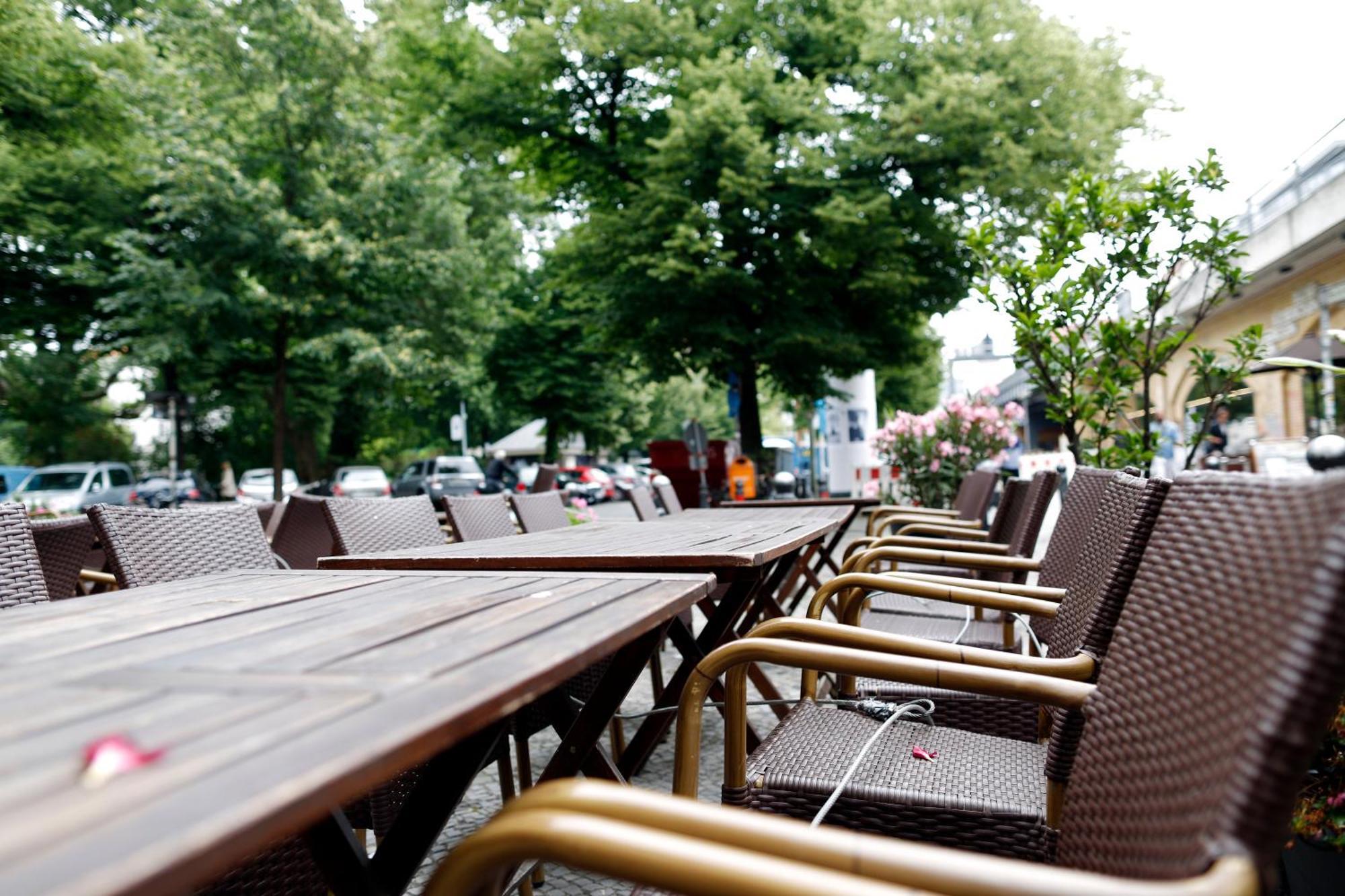 Nieb By Rockchair Apartments L Superhost Status L 3 Bedrooms Boxspringbeds 3 Bathrooms In Center "Kurfuerstendamm" - Cozy Family & Business Flair Welcomes You! เบอร์ลิน ภายนอก รูปภาพ