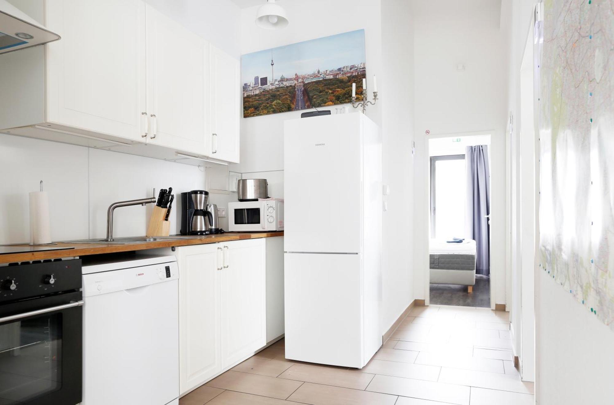 Nieb By Rockchair Apartments L Superhost Status L 3 Bedrooms Boxspringbeds 3 Bathrooms In Center "Kurfuerstendamm" - Cozy Family & Business Flair Welcomes You! เบอร์ลิน ภายนอก รูปภาพ