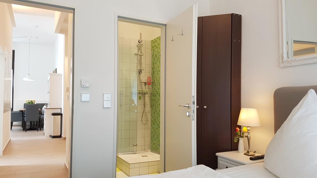 Nieb By Rockchair Apartments L Superhost Status L 3 Bedrooms Boxspringbeds 3 Bathrooms In Center "Kurfuerstendamm" - Cozy Family & Business Flair Welcomes You! เบอร์ลิน ภายนอก รูปภาพ